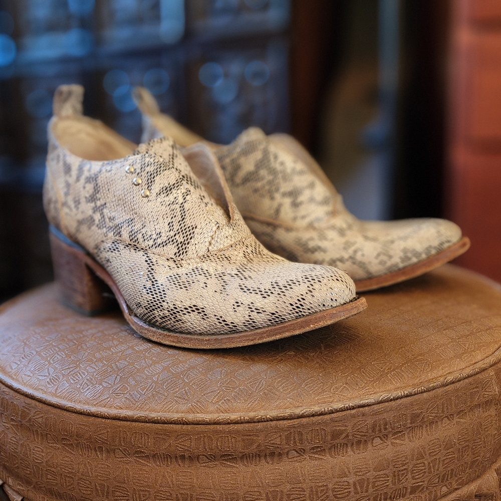 Freebird Sadie Snakeskin Ankle Boots, Woman's Size 9